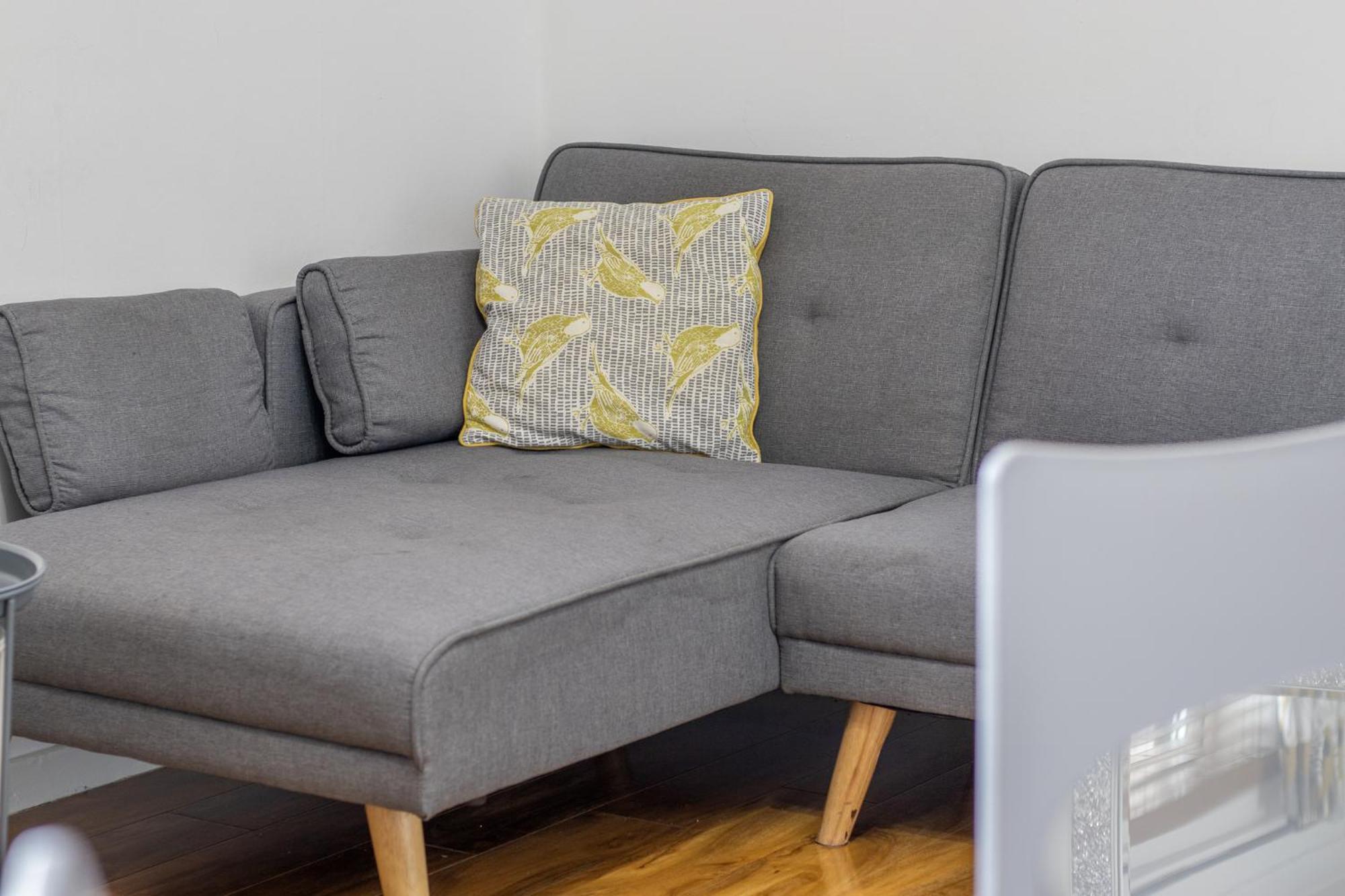 1 Bed Apartment Central Hamilton Free Wifi With Great Transport Links To Glasgow Εξωτερικό φωτογραφία