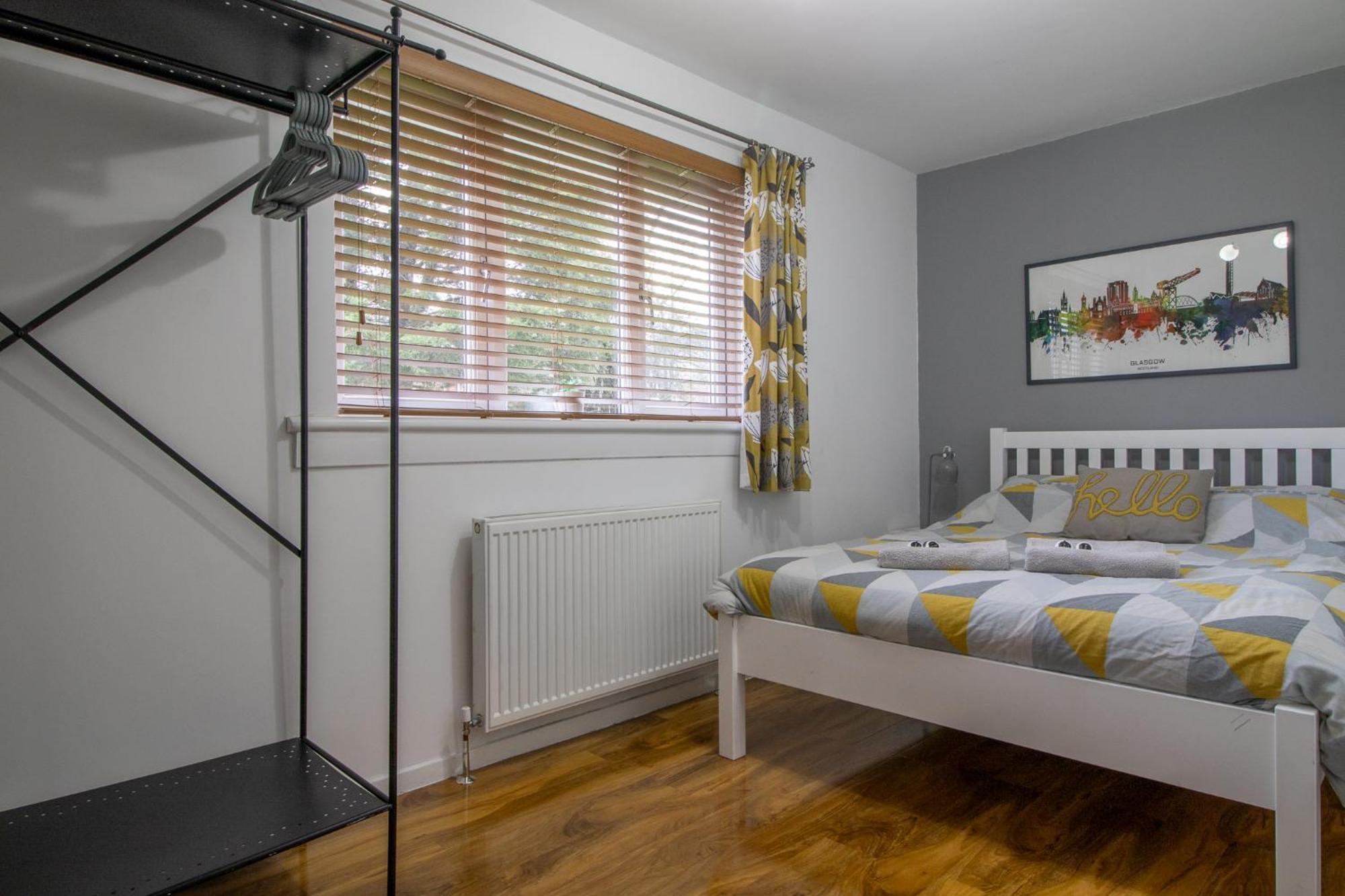 1 Bed Apartment Central Hamilton Free Wifi With Great Transport Links To Glasgow Εξωτερικό φωτογραφία